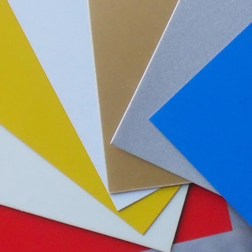 Feuilles d'aluminium peintes